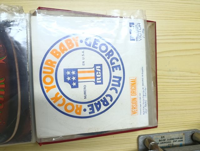 Vinilos los dos anuncios son 50 euros