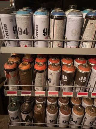 Expositor Montana XXL + 220 sprays