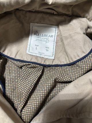 Chaqueta gabardina Pull&Bear beige