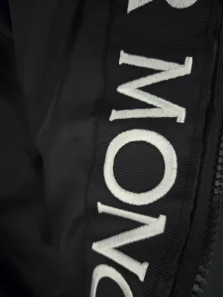 Chaqueta Moncler Negra