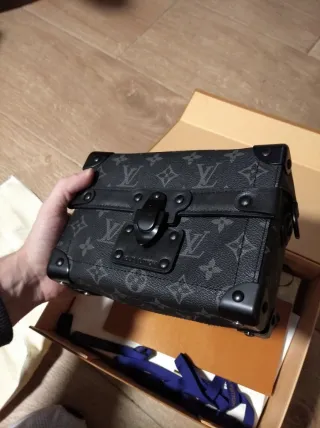 Bolso Louis Vuitton Marrón Hombre