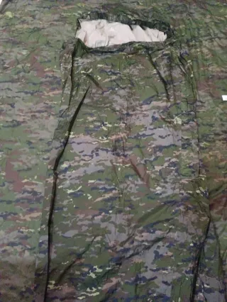 Funda vivac boscosa pixelada (como nuevo)