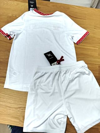 Equipación Sevilla FC Castore Niño 12-13 años
