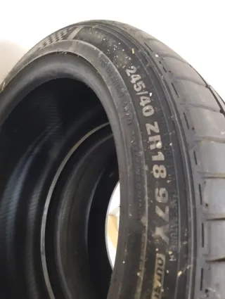 Neumáticos Kumho 245/40 R18 Al 80%