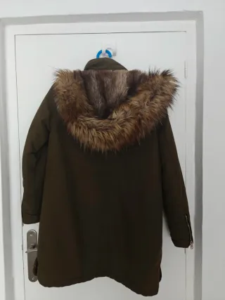 Chaquetón Pull&Bear verde militar