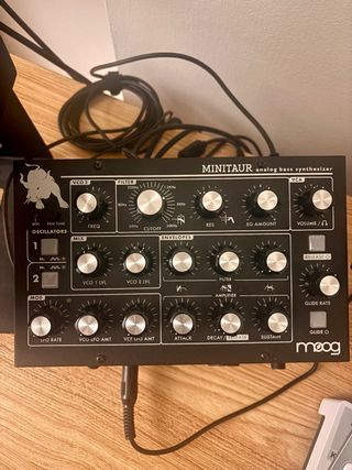 Moog Minitaur sintetizzatore bassi