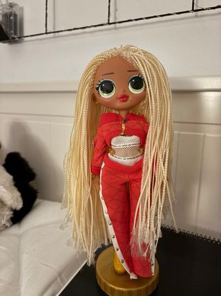 2 Muñecas LOL OMG con Ropa y Accesorios