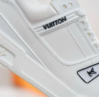 Louis Vuitton Blancas Talla cualquiera