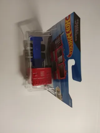 Hot Wheels Transformers Optimus Prime