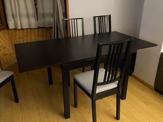Mesa comedor y 4 sillas Ikea.
