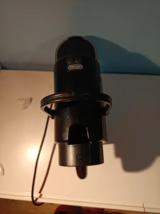 Cafetera Nespresso DeLonghi Negra