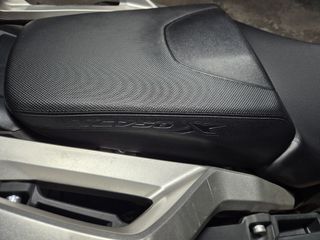 Honda NC 750XA Trail asfáltica.