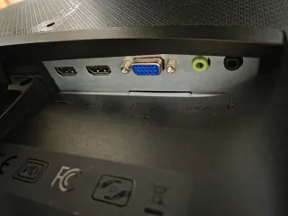 Monitor BenQ 22 con altavoces