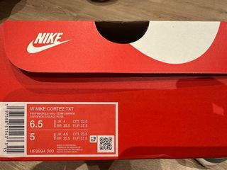 Zapatillas Nike Cortez Talla 37.5 Verde y Rosa