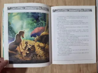 Clásico cuento Disney.El libro de la selva.Círculo