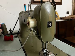Macchina da cucire Necchi lineare e zig zag
