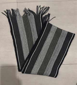 Lote ropa hombre con jerseys, vaqueros y pijama