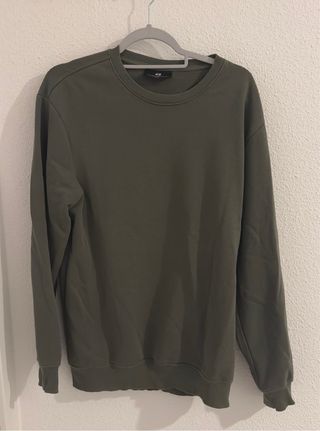 Lote ropa hombre con jerseys, vaqueros y pijama