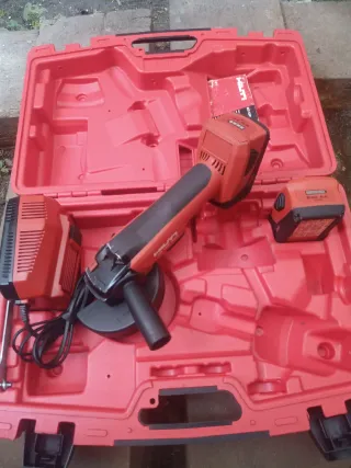 Hilti AG 125 A-22 Amoladora Angular