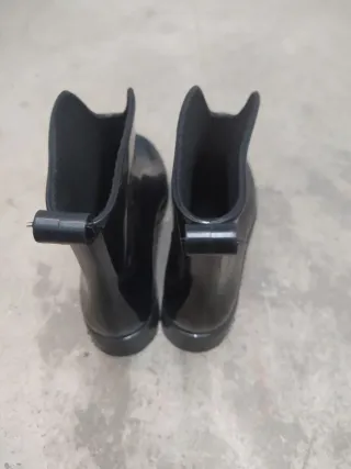 Botas de agua negras