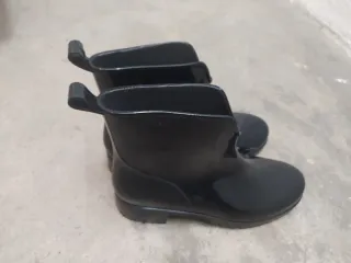 Botas de agua negras