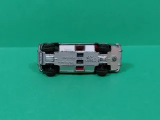 Guisval Peugeot 504 escala 1/64