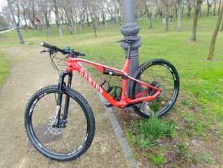 Canyon carbono 29 pulgadas doble suspension MTB