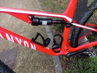 Canyon carbono 29 pulgadas doble suspension MTB