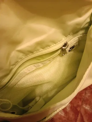 Bolso bandolera Nike amarillo