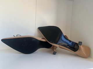 Zapatos sandalias tacón nude lazo pedrería