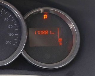 985701142r kit dacia sandero stepway 1366393