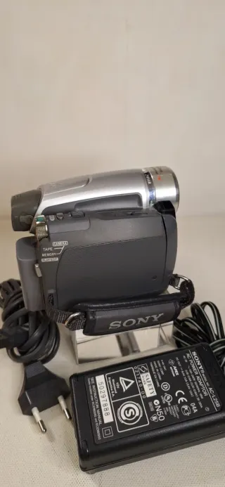 Sony Handycam DCR-HC94 Videocámara