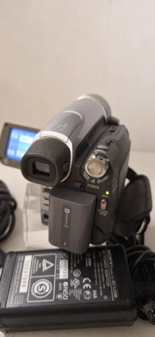 Sony Handycam DCR-HC94 Videocámara