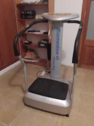 Máquina Vibratoria Biomedica-Q Fitness
