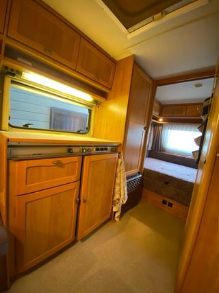 CARAVANA ERIBA NOVA 490; MOVER