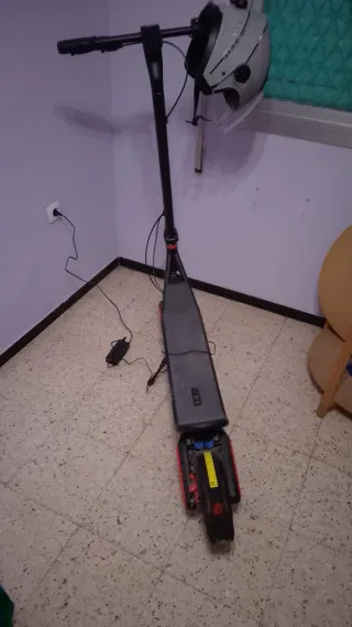 Patinete Bongo D40 XL Suspensión Bluetooth