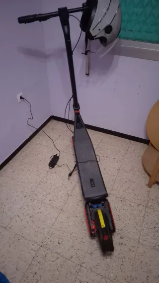 Patinete Bongo D40 XL Suspensión Bluetooth