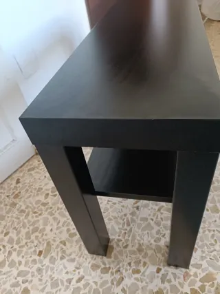 Mesa auxiliar negra Ikea