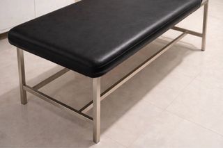 Camilla profesional centro de estética / masajes.