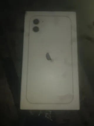 Caja vacía iPhone 11