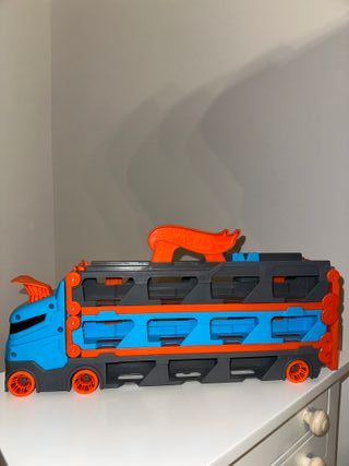 Camión Transporte Hot Wheels Convertible