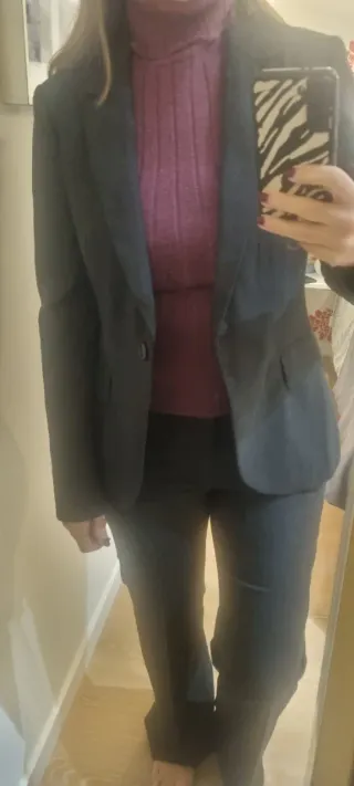 Traje chaqueta gris a rayas