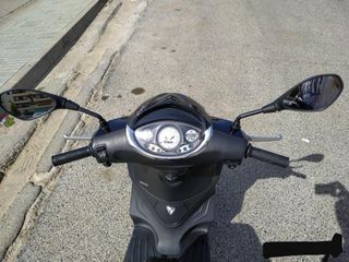 Piaggio Fly 125cc ie Scooter Automática