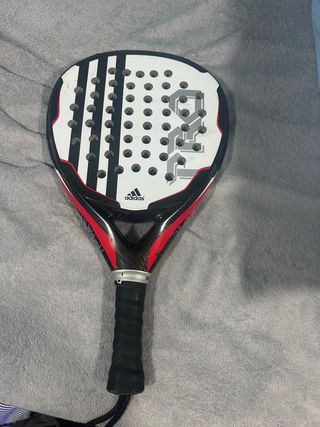 Pala de pádel Adidas