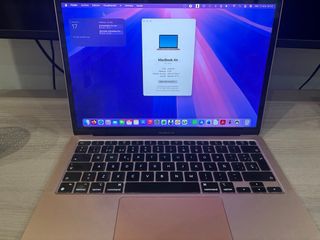 Macbook Air Oro Rosa 2020 En perfecto estado.