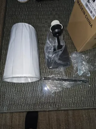 Lámpara de pared nueva