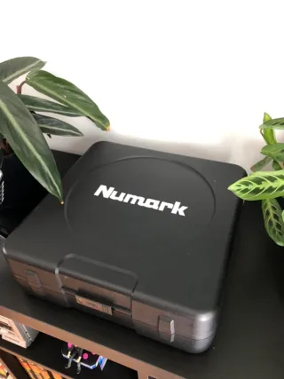 Giradiscos Numark PT-01