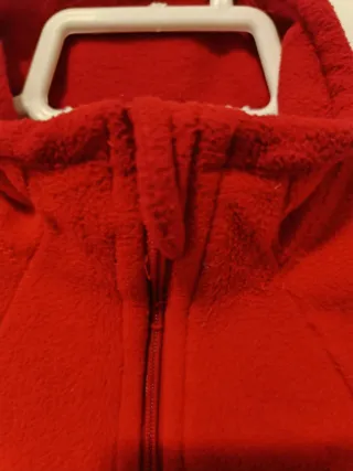 Forro polar Quechua rojo