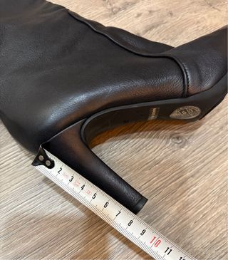 Botas piel negras Unisa talla 39