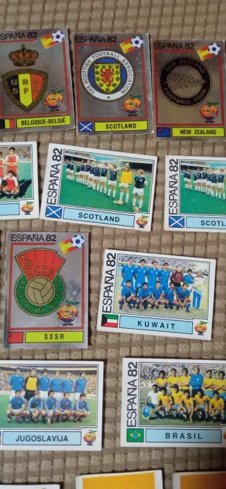 CROMOS PANINI ESPAÑA 82; N°1,ESCUDOS,SEDES,EQUIPOS